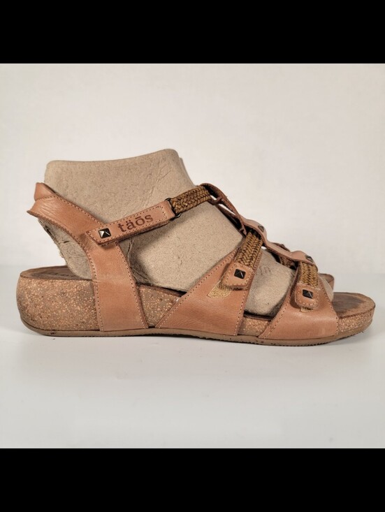 Taos Footwear Shoes - Taos Eleanor Sandal In Camel, Size 10-10.5